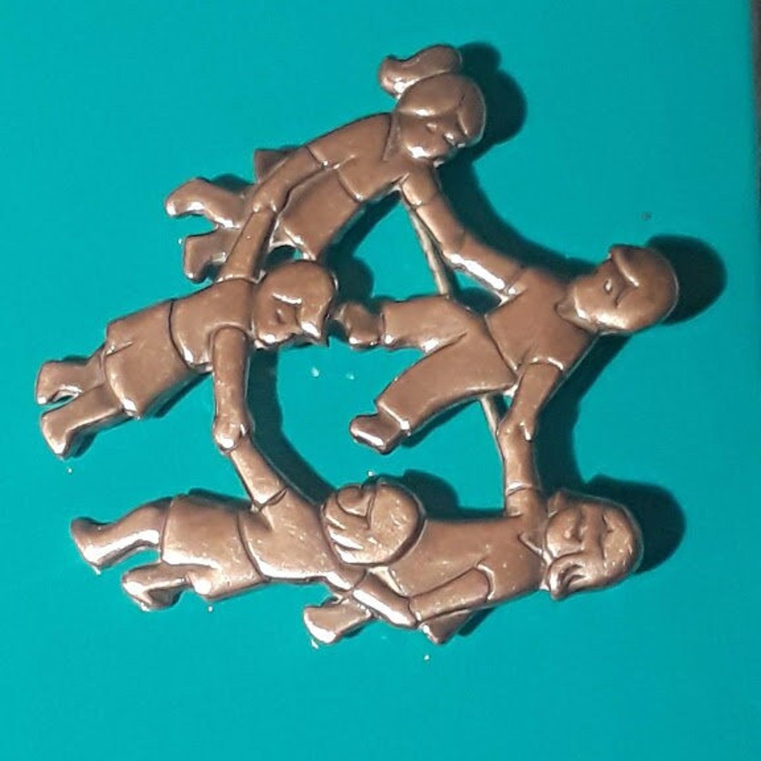 Sterling Silver Brooch or Pin Retired James Avery Design Children