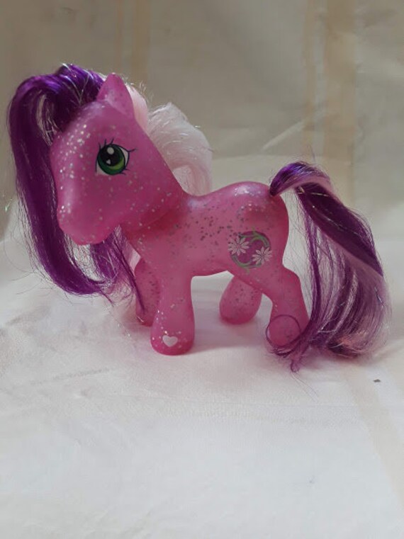 Sale Divine Shine 2006 My Little Pony G3 Flower Garland Pink Etsy