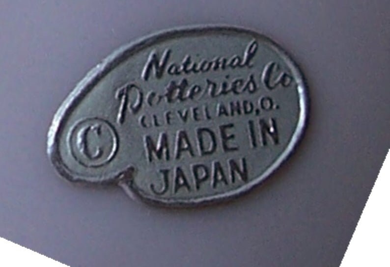 porcelain egg on feet Recuced! National Potteries Cleveland Ohio Co