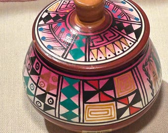 Wooden covered jar bowl made in Peru hand painted