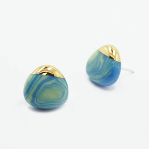 Marbled ceramic earrings. Ceramic gold earrings. Porcelain jewelry. bridesmaid gift. bridesmaid jewelry. Mint earrings.