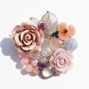 Rose brooch. Korea brooch. Gemstone brooch. Rose quartz brooch. Stone brooch. Wedding gift. Mama gift. Coral brooch. Natural stone. Coral.