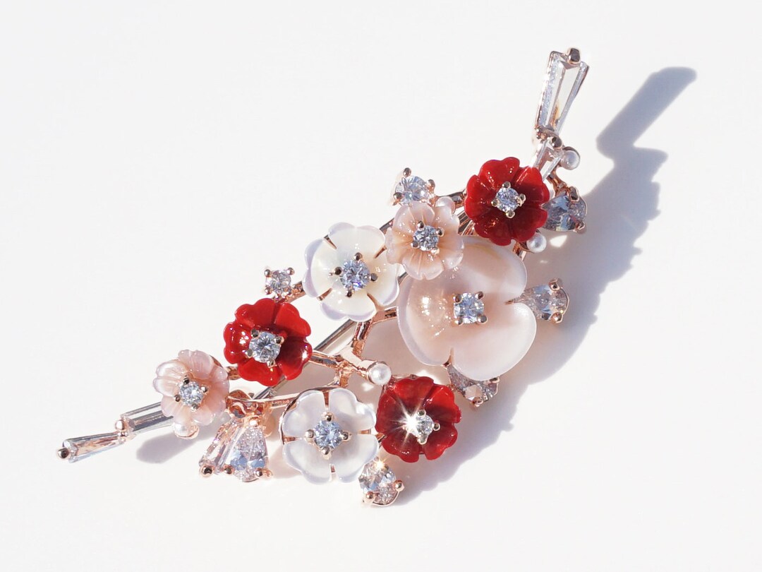 BIJOU BROCHE CRÉATEUR fleur en nacre YR - Yves Rocher brooch EUR 9,99 - FR