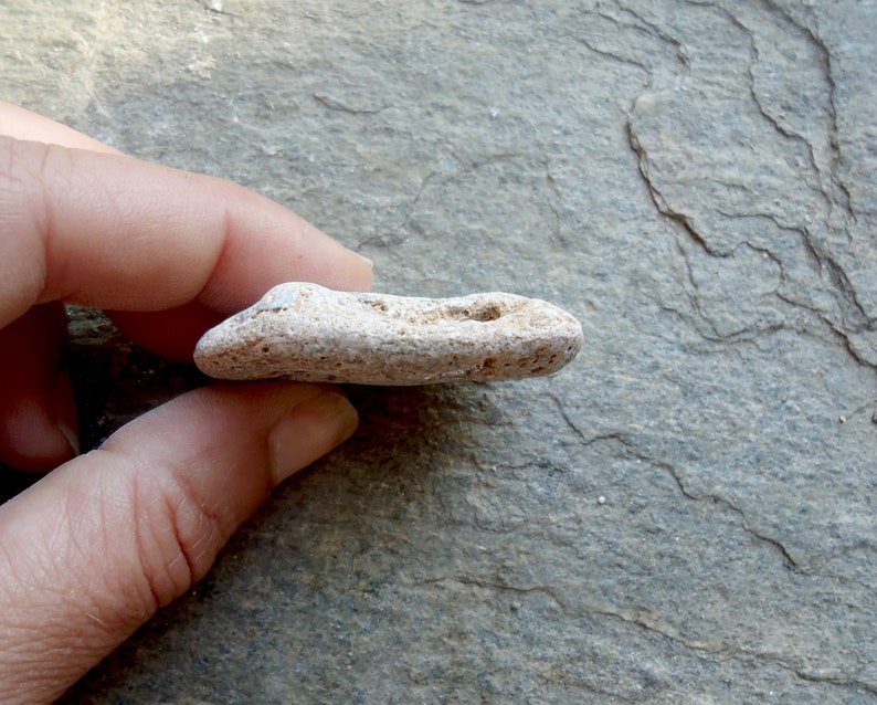 Jewelry stones naturally drilled Beach stones for crafts Hag stone Protection charm stone Holey stones Beach stone with natural hole