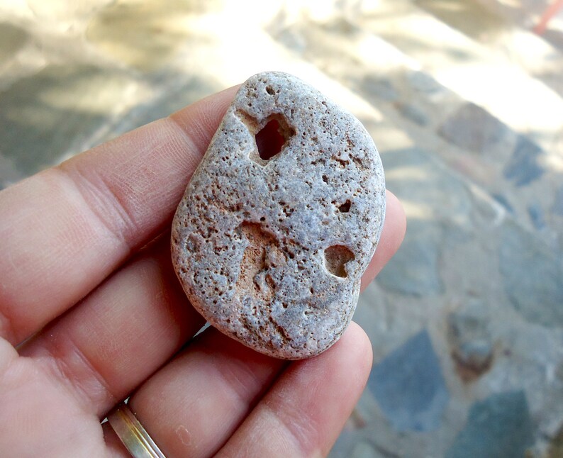 Jewelry stones naturally drilled Beach stones for crafts Hag stone Protection charm stone Holey stones Beach stone with natural hole