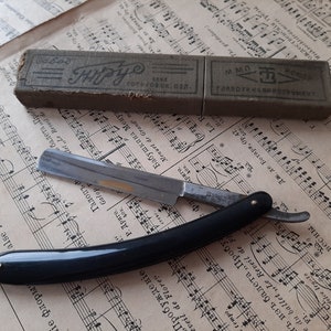 Ukrainian straight razor Trud VACHA 53s in original box - Vintage straight razor made in USSR - Antique razor - razor for men - made in USSR