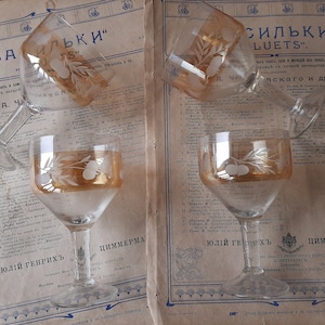 Set of 4 vintage Ukrainian crystal glasses - Crystal wine or liqueur glasses made in the USSR