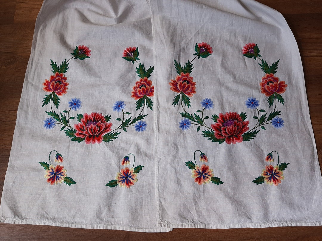 Hand Rummer Ukrainian Hand Embroidered Cotton Table Runner - Vintage Rustic ...