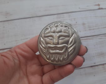 Vintage Lion Door Knobs: Silver Tone Metal Handles, Rustic Decor