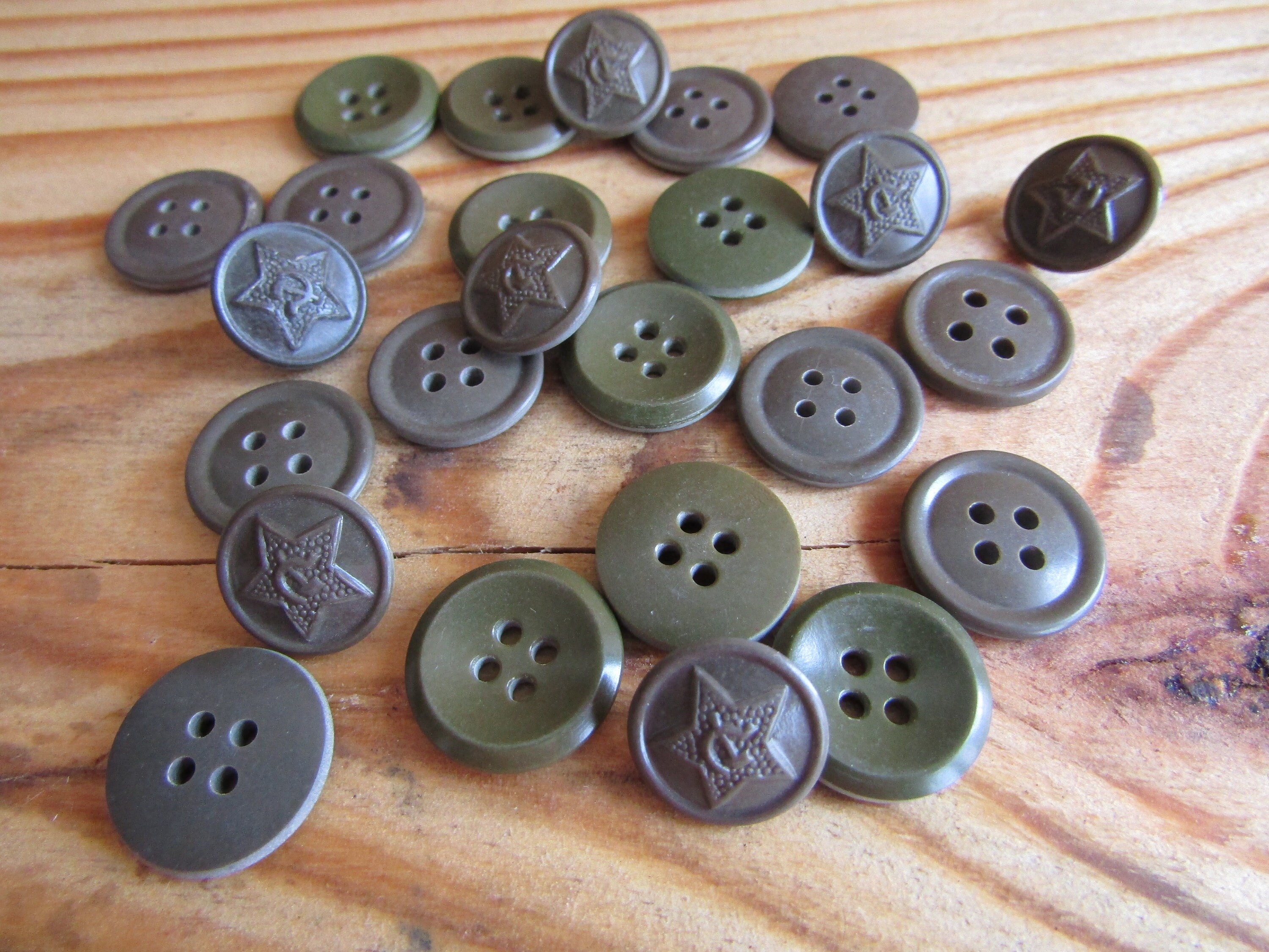 Olive Buttons Olive Suit Buttons Olive Coat Buttons Olive Pant Buttons Lot  of 4 Buttons, 3 Sizes Available, 