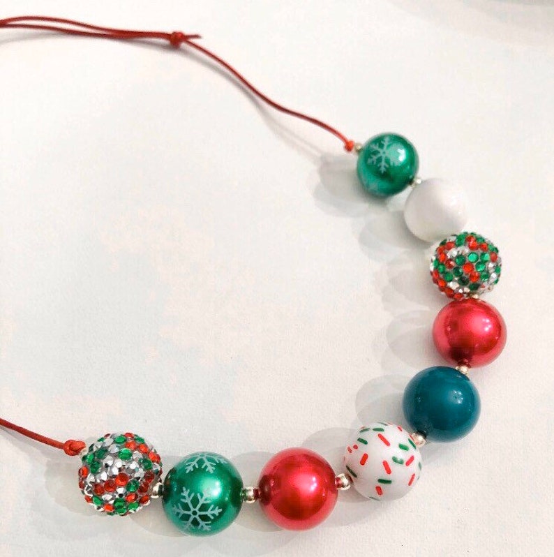Holiday Cheer Adjustable Necklace Bubblegum Chunky Bead Adult Sliding Knot Red Green Christmas