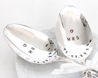 gestempelte, vintage MR & MRS Löffel , versilberte Esslöffel mit DATUM, personalisiertes Hochzeitsgeschenk