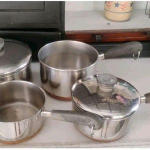 Vintage Revere Ware 1801 Kopparbotten Rostfritt Stål Kokkärl Grytor Stekpannor Vintage 8 Delar 16Lt