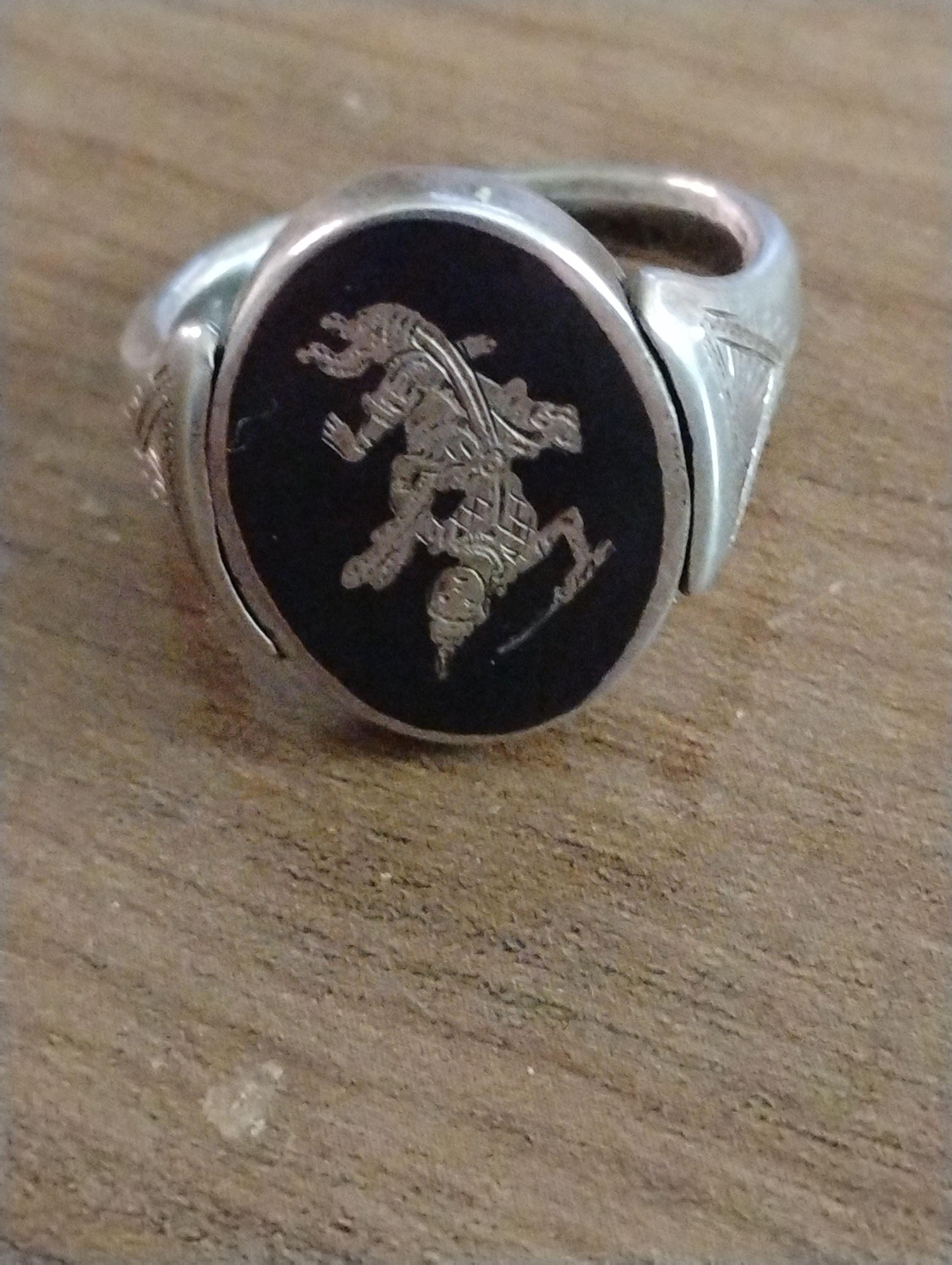 Siam Sterling Ring - Etsy