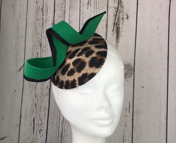 Black Gold Feather Leopard Animal Print Hat Fascinator Races Wedding Hair 6416