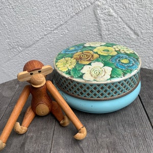 Becking Mocca coffee tin can round flowers 30s light blue tin can