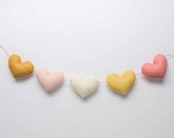 Falling in Love Felt Banner, Felt Spring Hearts Garland