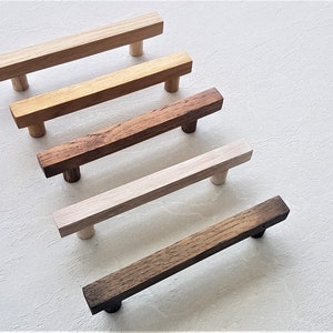 Modern wardrobe line handle, minimalist furniture pulls, elegant oak wood handles, natural kitchen cabinet decor