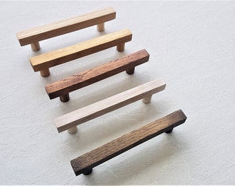 Modern wardrobe handle, minimalist furniture pulls, elegant oak wood handles, natural kitchen cabinet decor