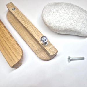 Rounded Wood Cabinet Pulls,Handmade Wood handle,Half Moon elegant minimalist oak geometric shape knobs,Door handles,Fashionable handles, Oak