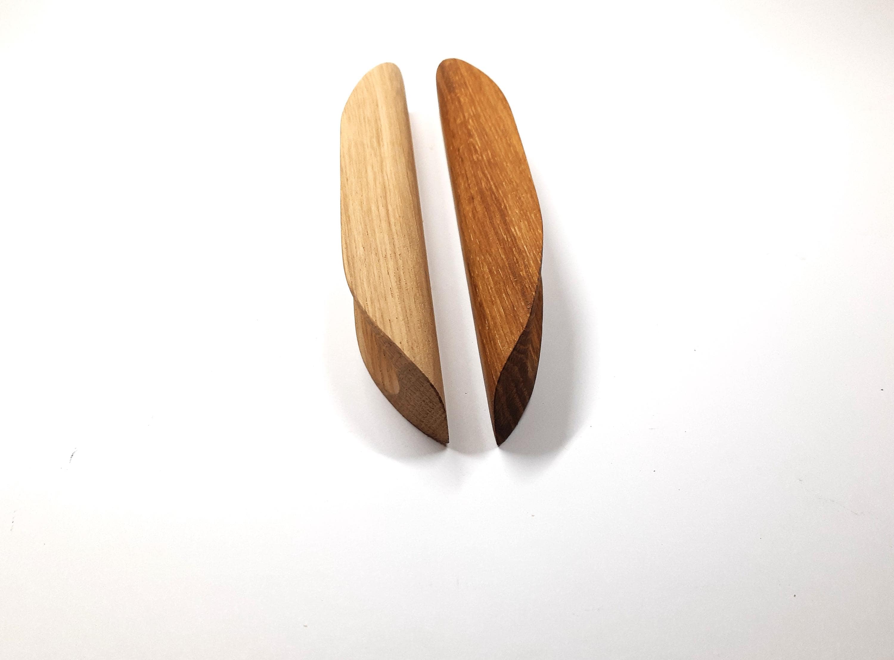 Organic Bread Black Oak Montre Furniture Oak Wood Handle