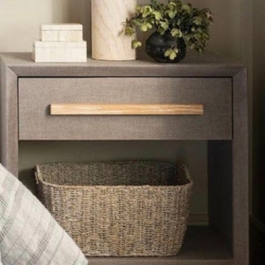 Elegant White Sleek Wooden Kitchen Bar Furniture handle, Natural Oak Pulls Door, Drawer, Cabinet Fronts