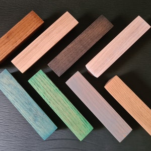 Bunte Griffe aus Eichenholz, Möbelknäufe aus Holz, minimalistische moderne Knöpfe, ausziehbarer Schrank, Griffe für Schubladen