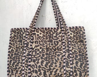 Handmade Quilted Cotton Tote Bag: Lightweight Shopping & Picnic Bag