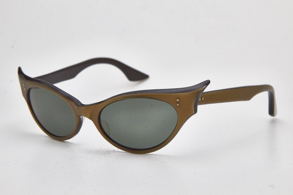 Vintage Sunglasses 1960s Retro Gold/Black cat eye… - image 2
