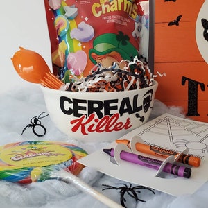 Halloween cereal bowl, birthday gift, halloween gift, personalized cereal bowl with name.