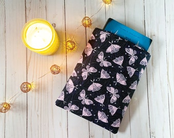 Luna Book Sleeve | Ochraniacz na książki | Uchwyt na książki | Wyściełana koperta na książkę | Prezent dla miłośników książek
