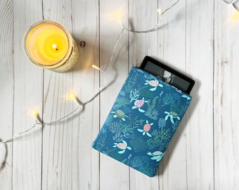 Sea Turtle Kindle Paperwhite Padded Sleeve | Kindle Oasis Sleeve | E-Reader Sleeve | Kindle Cover | Bookish Gift