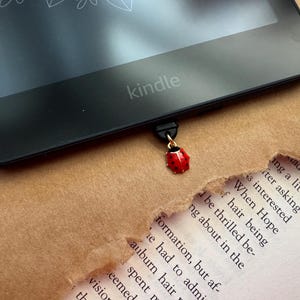 Ladybug Kindle Charm | USB Type C | Anti Dust Plug | Phone Charm