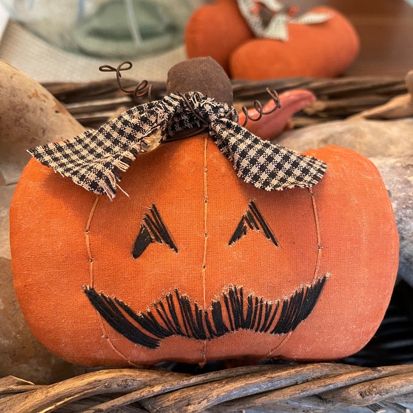 Primitive Jack-o-lantern pumpkin shelf Halloween decor