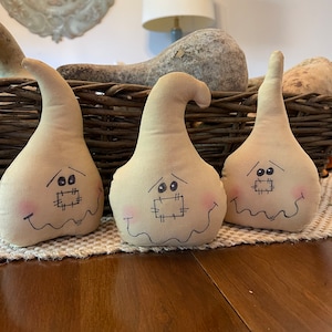 Primitive Halloween Ghosts