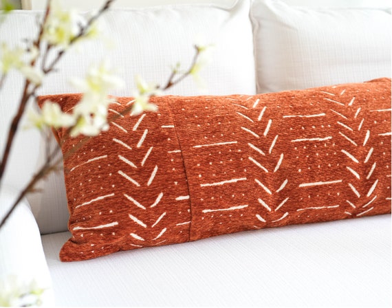 BlissBlush Red Rust Boho Lumbar Throw Pillow Cover 14X36, Decorative Long  Accent Body Lumbar Pillow for Bed, Farmhouse Woven Soft Chenille Textured