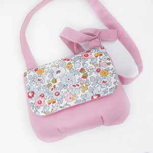 Kinder Umhängetasche, Crossbody Kinder Tasche, Mädchen Geburtstagsgeschenk, Schultertasche Blumen Bild 4