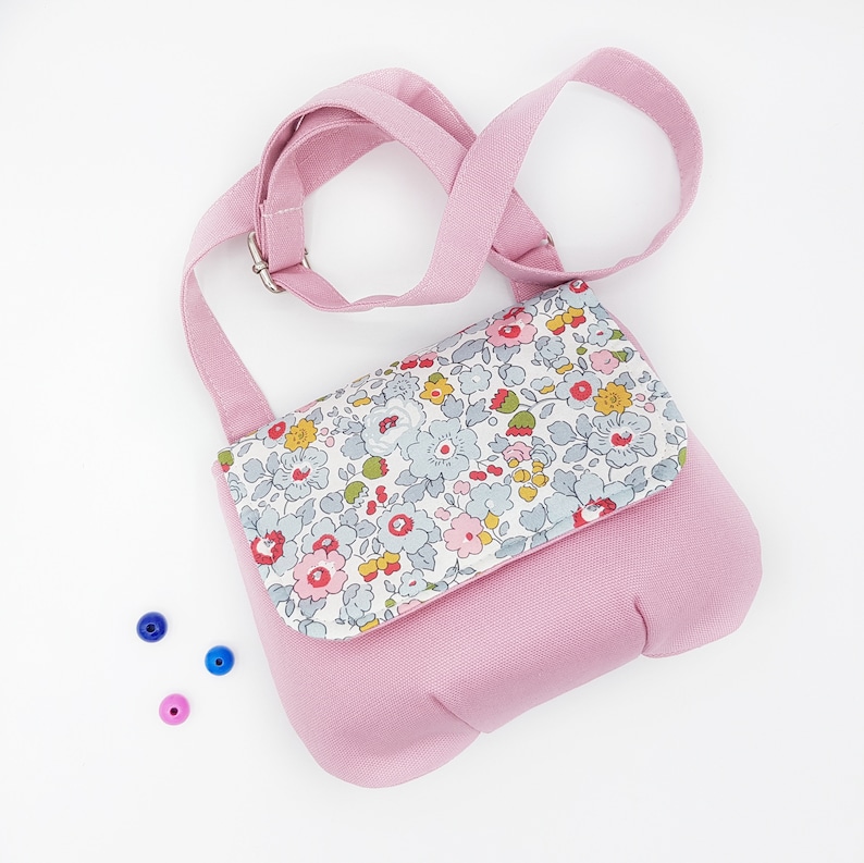 Kinder Umhängetasche, Crossbody Kinder Tasche, Mädchen Geburtstagsgeschenk, Schultertasche Blumen Bild 1