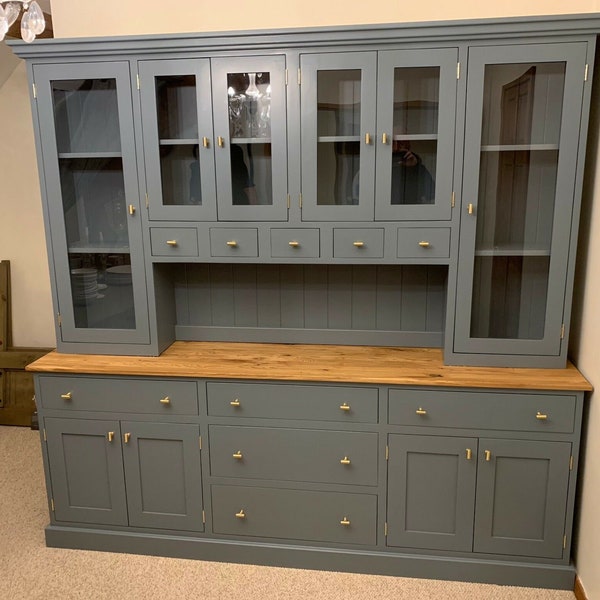 7ft welsh dresser with spice drawers