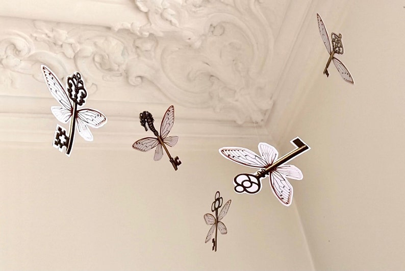 Winged keys Harry Potter Party Printable flying keys | Etsy