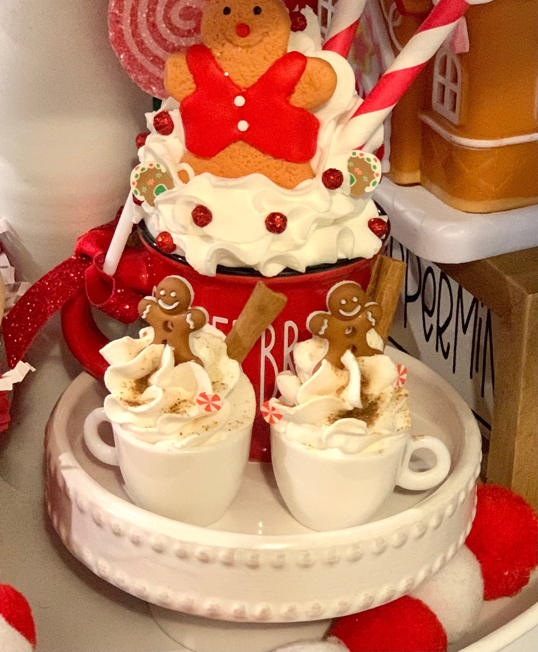 Mini Gingerbread Person Mug Topper, Faux Whipped Cream with Green and Red  Stripped Straw and, Mini Gingerbread Person and Gold Glitter Ball