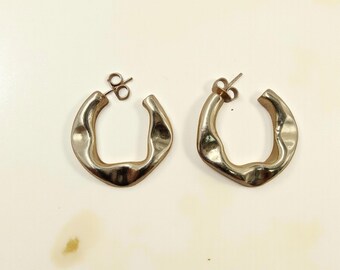 Vergoldete Creolen, Moderne Creolen, Handgemachte Messing Ohrringe, Minimalistische Statement Creolen, Trendige Ohrringe, Schmuck für jeden Tag