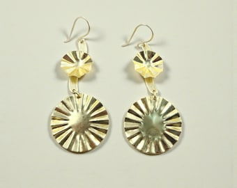 Sunburst vergulde messing oorbellen, hemelse statement oorbellen, boho hangoorbellen, handgemaakte zon sieraden boho oorbellen cadeau voor haar