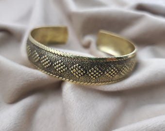 Gold Plated Brass Cuff Bangle, Textured Vintage Bracelet, Antique Bracelet, Statement Bracelet, Oxidised Bangle, Handmade Statement Jewelry