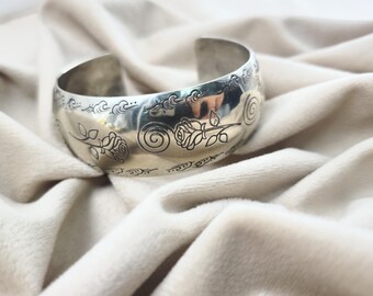 Antique Silver Finish Brass Cuff Bangle, Engraved Floral Wide Bracelet, Boho Tribal Bracele, Adjustable Bracelet, Bohemian Cuff Jewelry