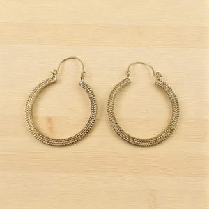 Textured Brass Hoop Earrings, Minimalist Tribal Earrings, Handmade Boho Jewelry, Bohemian Hoop Earrings, Ethnic Earrings, Bohemian Earrings