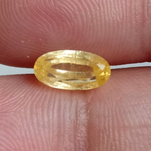 Natural Yellow Sapphire Oval Gemstone: 2.06 ct, Untreated Sri Lanka Stone