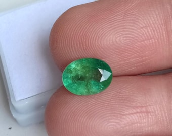 Smeraldo zambiano verde intenso certificato, 9,7 x 7 mm - Pietra portafortuna di maggio, ovale di smeraldo naturale