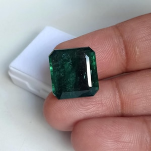 Vivid Green Emerald, 18.05 Ctw AGR Certified Emerald Loose, Front Big Emerald Zambia Gemstone, 16.5x15.3 mm Emerald For jewelry, Ring Gift .