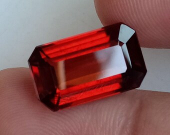 Red Hessonite Gemstone: 11 ct Mozambique Octagon Faceted Stone (15.9x9.5 MM)